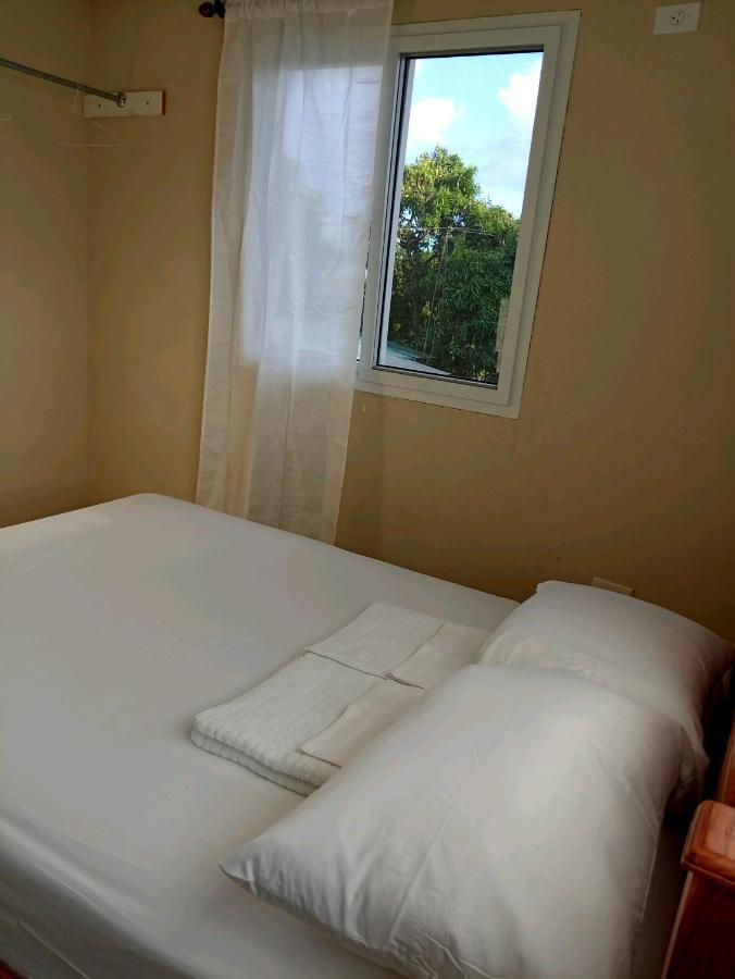Habitacion Privada A 8 Minutos Del Aeropuerto Tocumen Appartement Tapia Numero Dos Buitenkant foto
